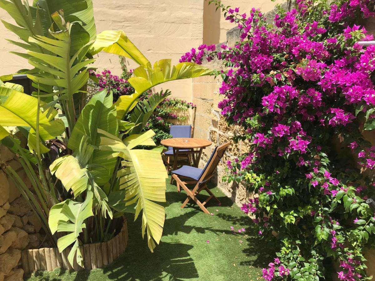 The Cloisters Bed And Breakfast Xaghra Luaran gambar