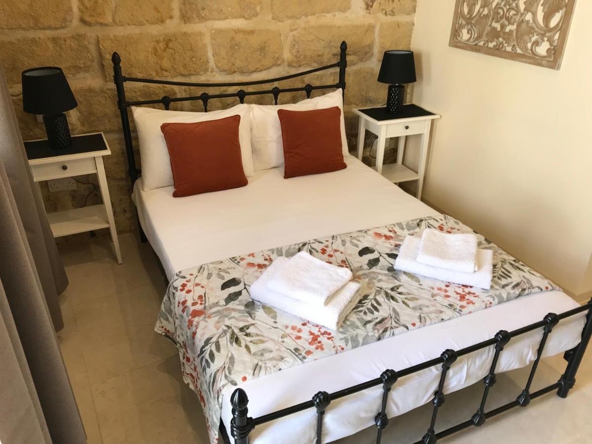 The Cloisters Bed And Breakfast Xaghra Luaran gambar