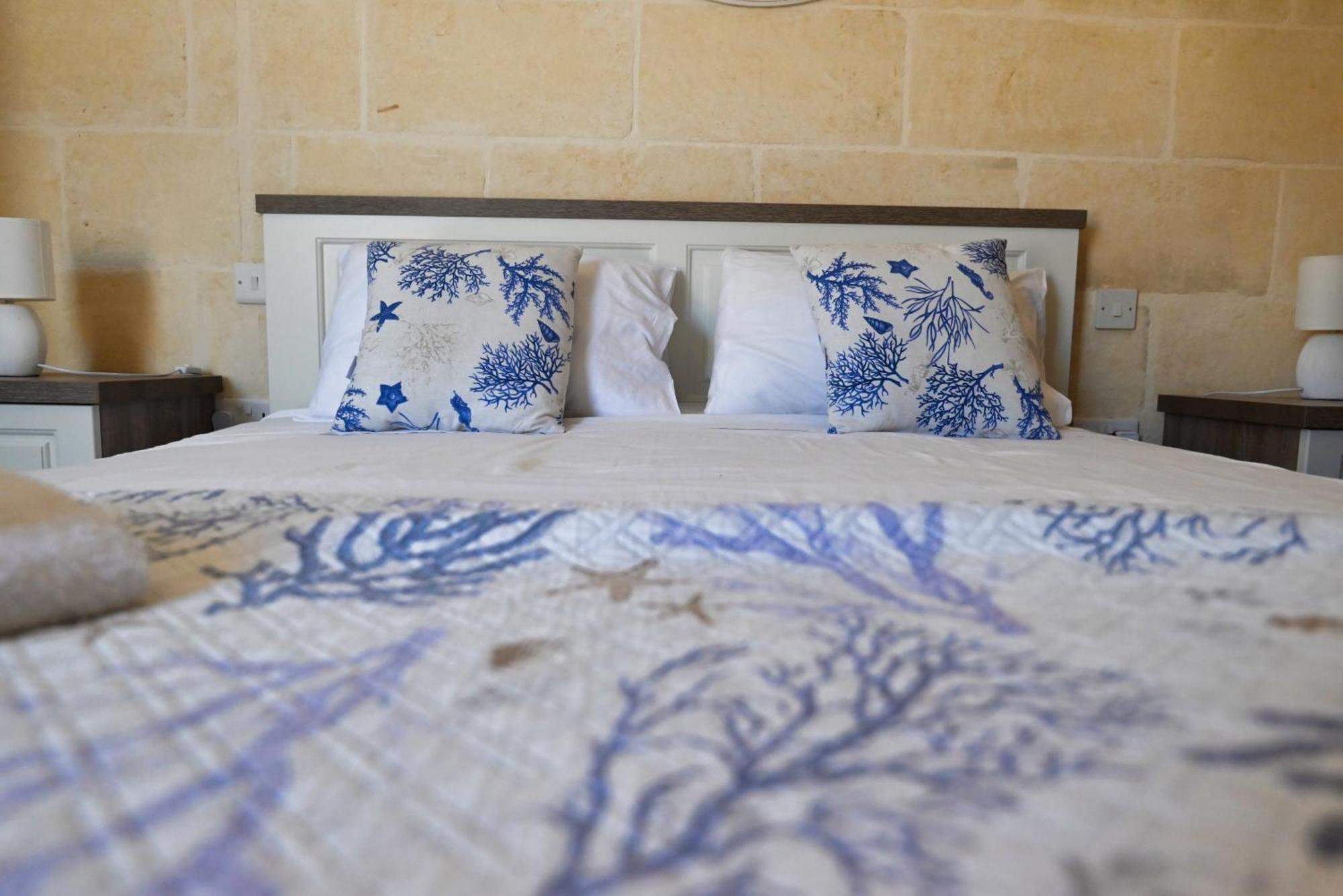 The Cloisters Bed And Breakfast Xaghra Luaran gambar