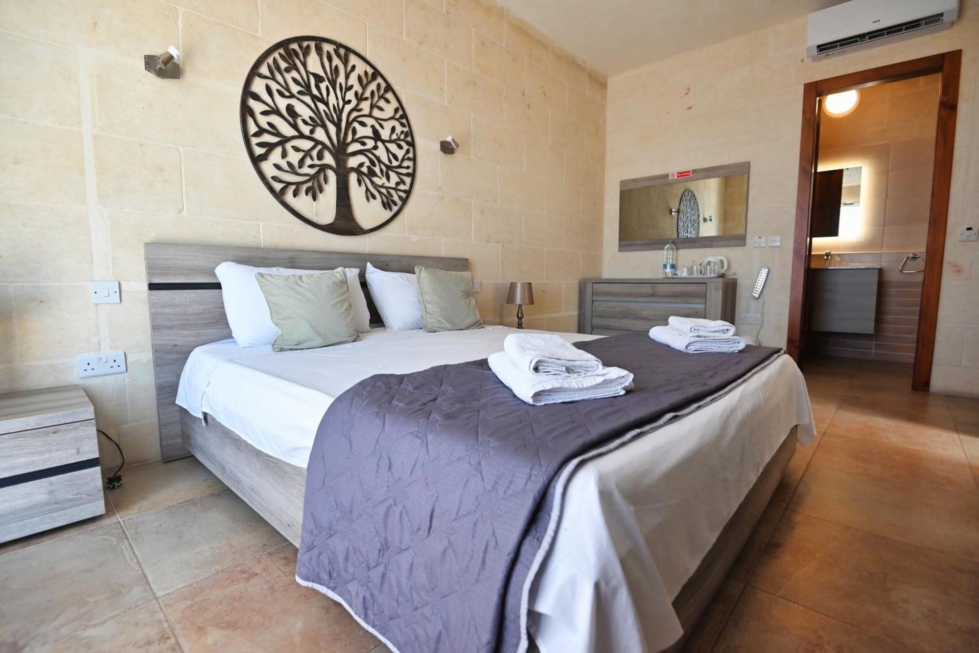 The Cloisters Bed And Breakfast Xaghra Luaran gambar